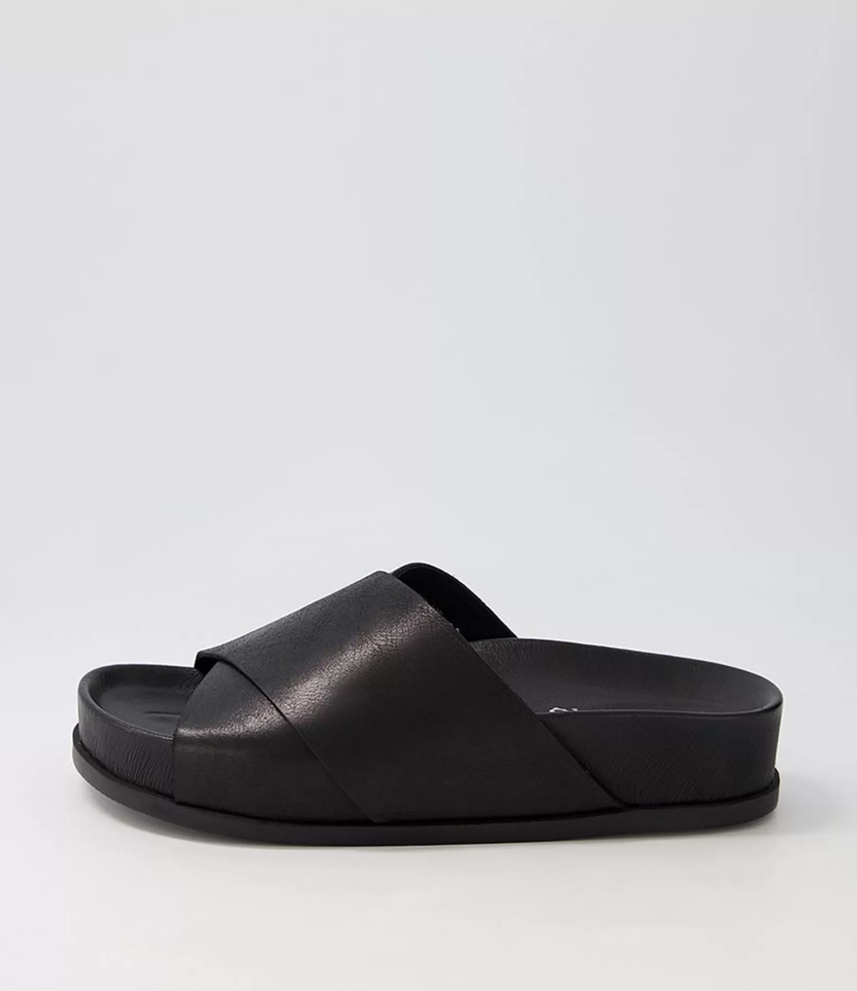 Best Sale Cori Black Leather Slides Women Flats