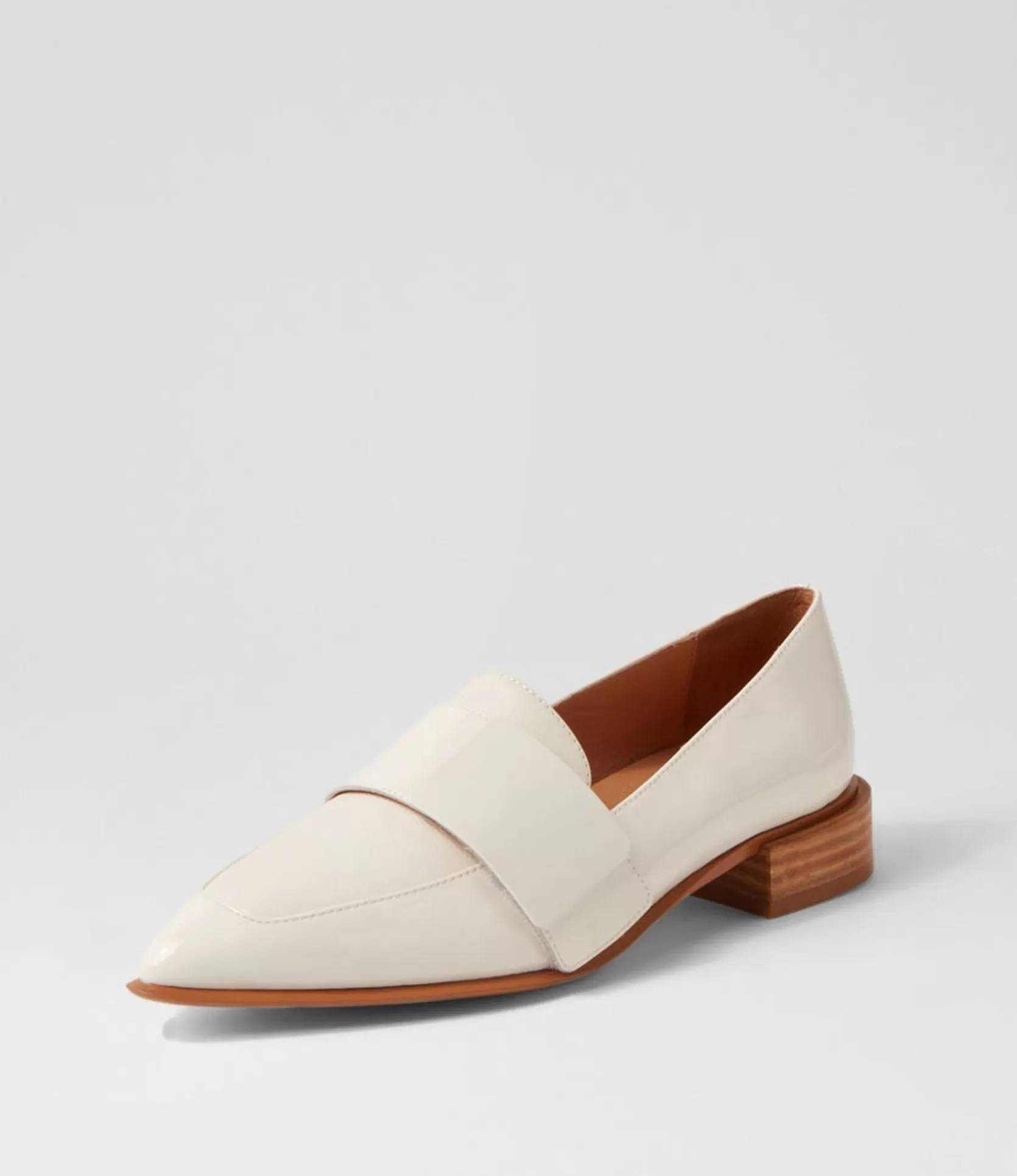 Online Easey Ivory Patent Leather Loafers Women Loafers