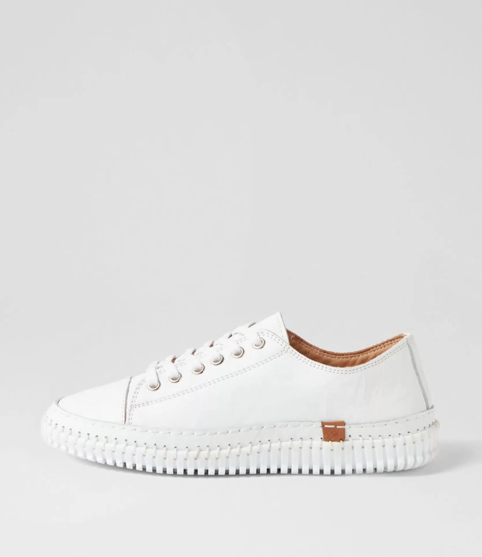 Store Jittery White Leather Sneakers Women Flats