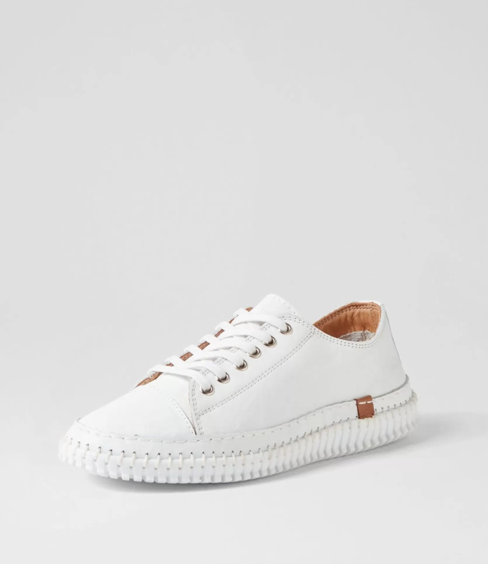 Store Jittery White Leather Sneakers Women Flats