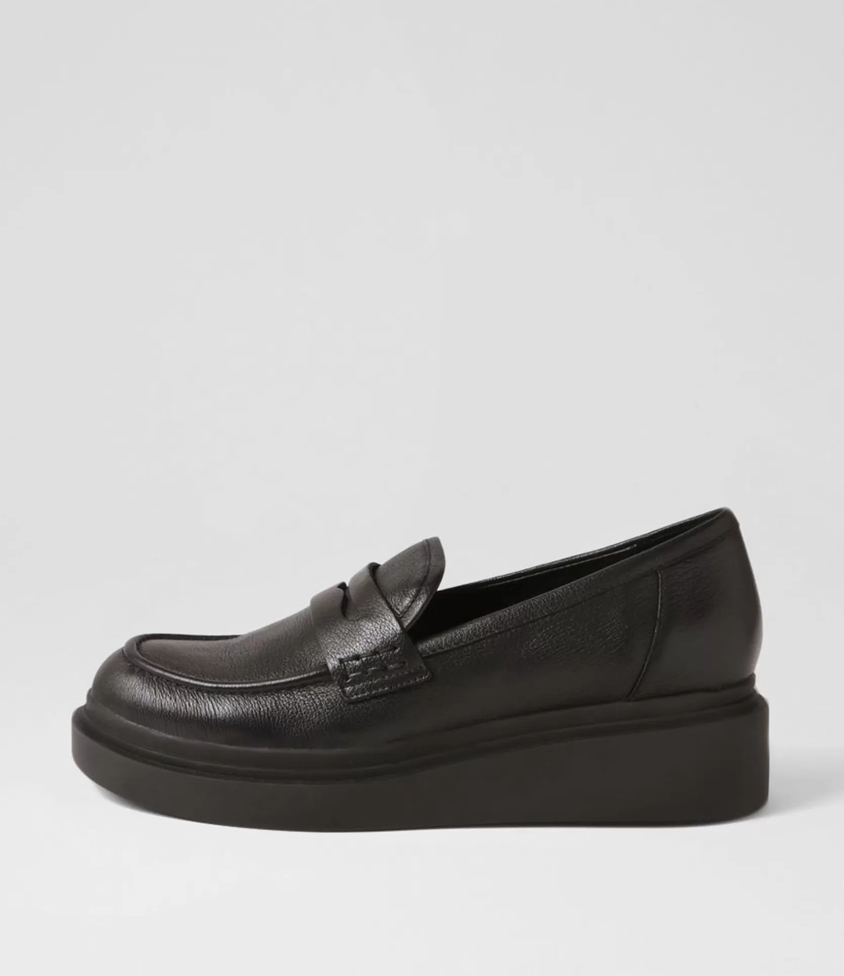 Discount Zafari Black Leather Loafers Women Loafers